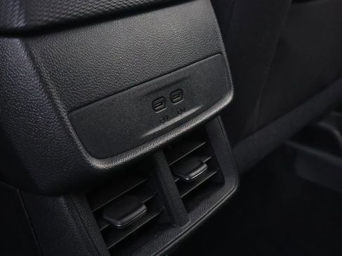 Certified 2025 Chevrolet Equinox LT image 44