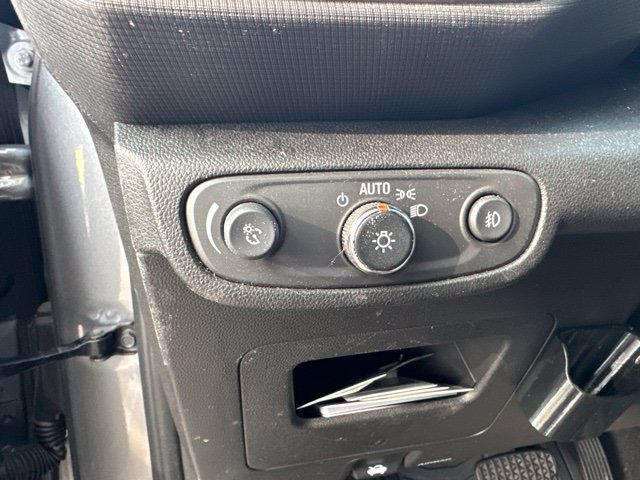 Used 2022 Chevrolet TrailBlazer ACTIV w/ Sun and Liftgate Package FWD image 10