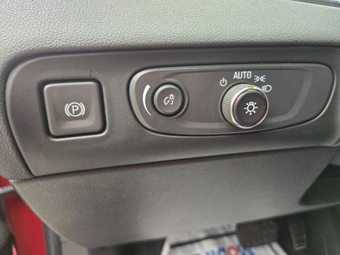 Used 2021 Buick Enclave Premium w/ Surround and Sites Package AWD/4WD image 17