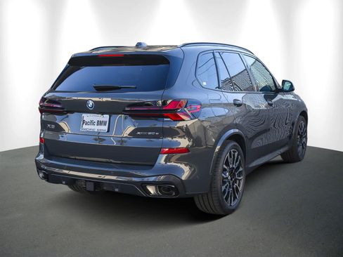 New 2026 BMW X5 xDrive50e w/ M Sport Package image 6