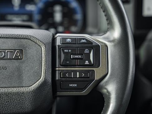 Used 2024 Toyota Land Cruiser image 33