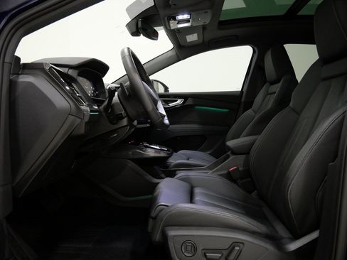 Used 2023 Audi Q4 e-tron Premium Plus w/ Premium Plus image 13