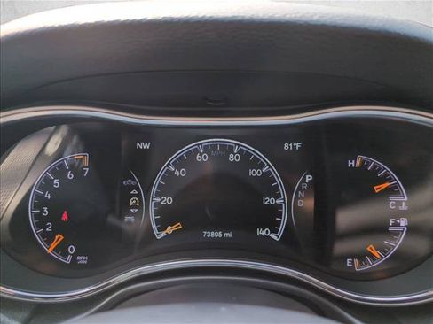 Used 2021 Jeep Grand Cherokee Laredo X AWD/4WD image 13