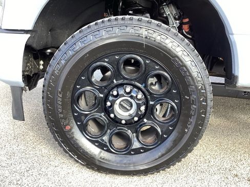 New 2026 Ford F250 Lariat w/ Black Appearance Package image 17