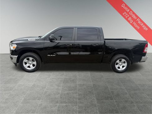 Used 2023 RAM 1500 Big Horn AWD/4WD image 3