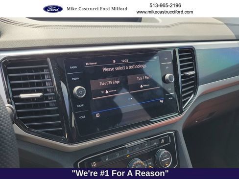 Used 2023 Volkswagen Atlas Cross Sport SEL Premium R-Line AWD/4WD image 17