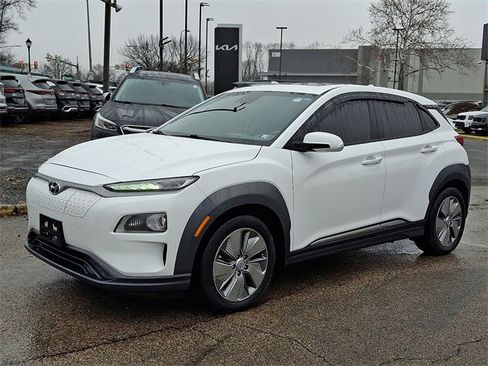 Used 2021 Hyundai Kona Limited image 3