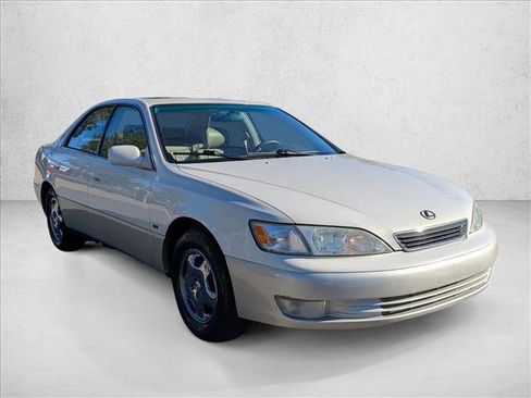 Used 1999 Lexus ES 330 image 3
