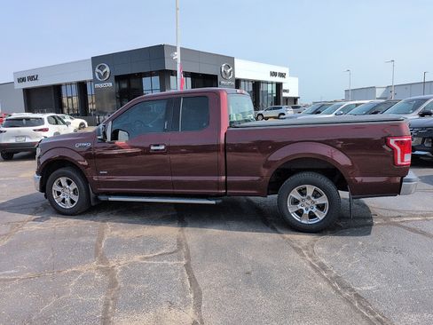 Used 2015 Ford F150 XLT w/ Equipment Group 301A Mid RWD image 4