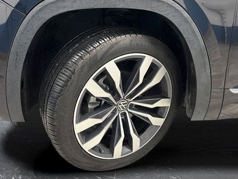 Used 2021 Volkswagen Atlas SEL Premium image 30