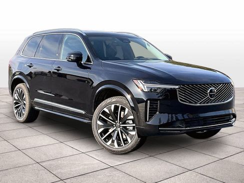 New 2026 Volvo XC90 T8 Ultra w/ Lounge Package image 2