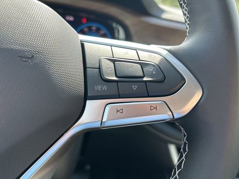 New 2026 Volkswagen Atlas SE image 22