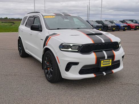 Used 2023 Dodge Durango R/T w/ Hemi Orange Plus Package AWD/4WD image 3