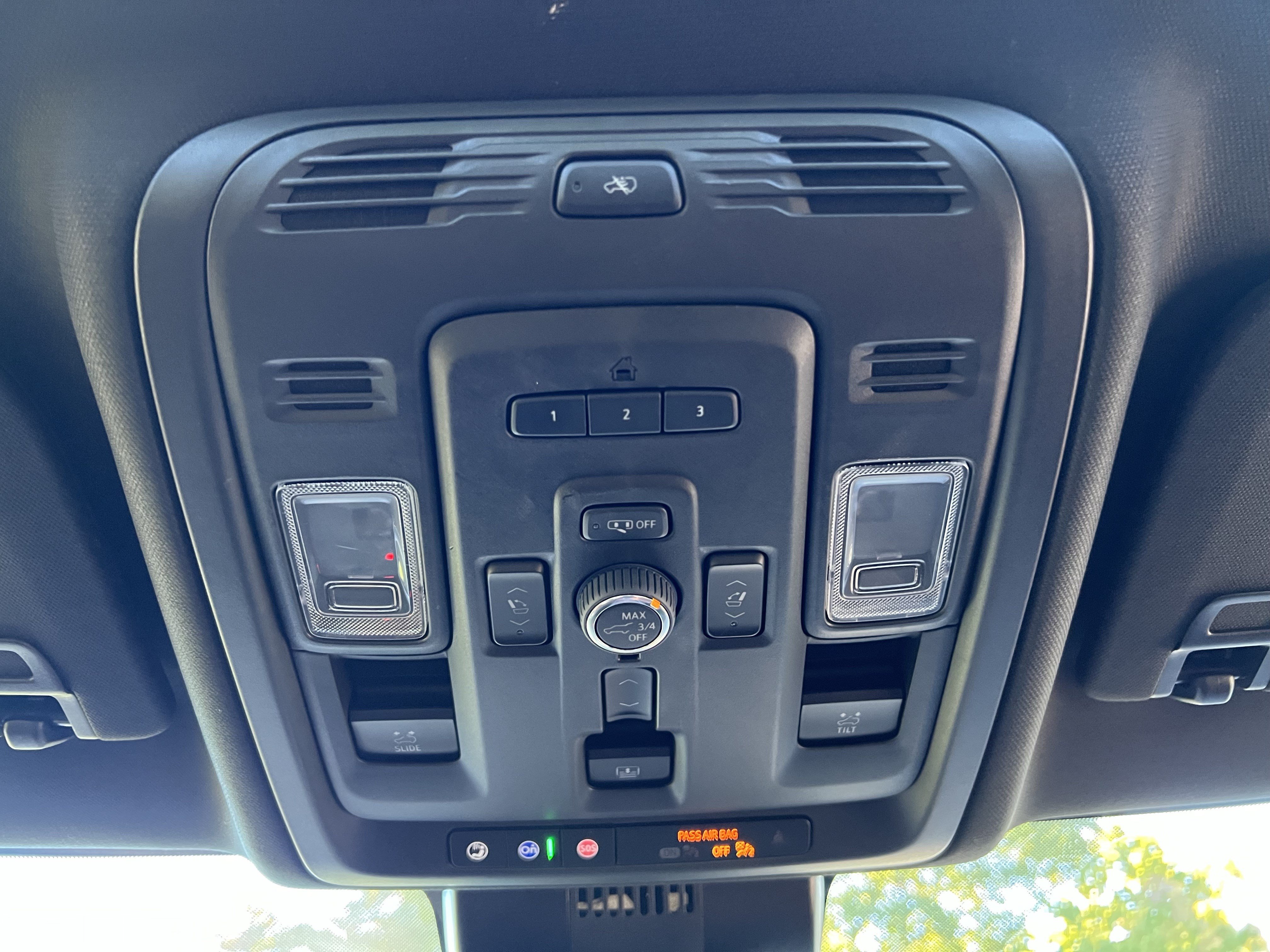 Used 2024 GMC Yukon XL Denali Ultimate AWD/4WD image 28
