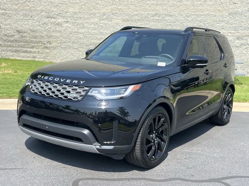 Certified 2025 Land Rover Discovery S AWD/4WD image 2