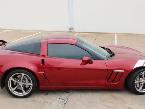 Used 2012 Chevrolet Corvette Grand Sport w/ 3LT Preferred Equipment Group image 17