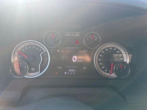 Used 2017 RAM 1500 Laramie AWD/4WD image 5