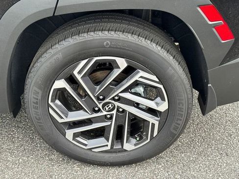 New 2026 Hyundai Tucson Limited image 19