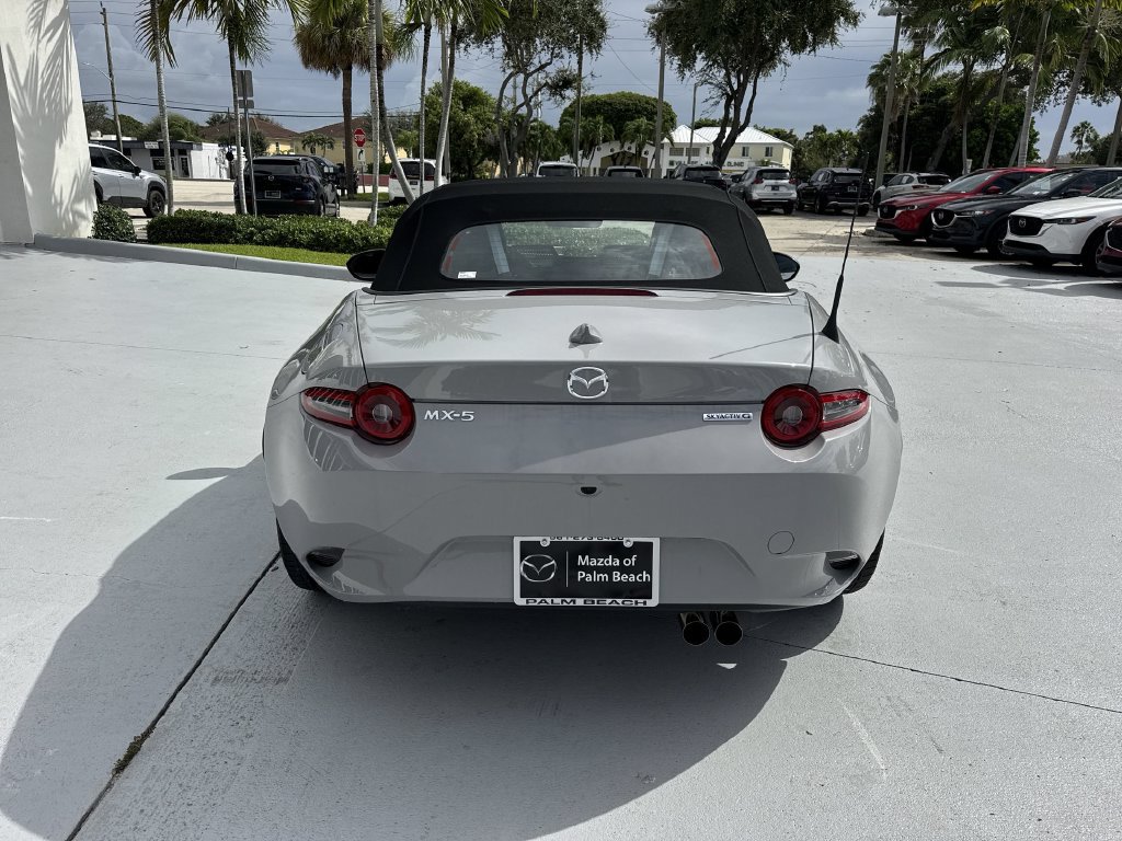 New 2026 MAZDA MX-5 Miata Grand Touring RWD image 2