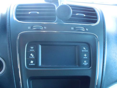 Used 2016 Dodge Journey SXT w/ Comfort/Convenience Group FWD image 15