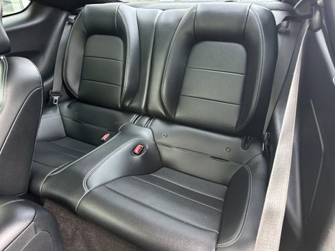 Used 2015 Ford Mustang GT Premium image 11