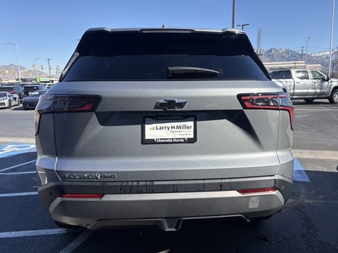 New 2026 Chevrolet Equinox LT w/ Convenience Package II image 4