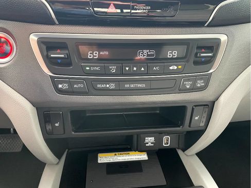 Used 2023 Honda Ridgeline RTL-E image 17