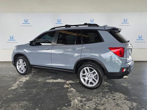 Used 2025 Honda Passport EX-L image 4