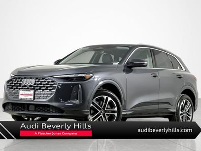 Used 2025 Audi Q5 Premium w/ Convenience Package