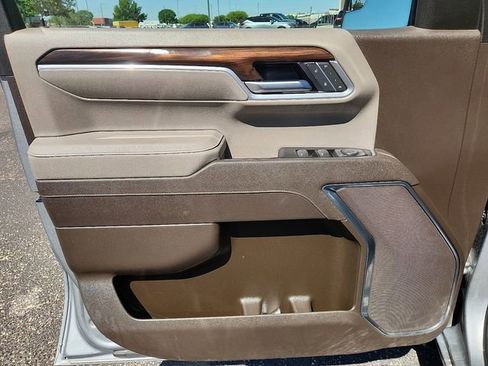 Used 2025 GMC Sierra 1500 SLT RWD image 13