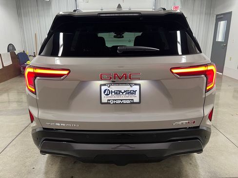 New 2027 GMC Terrain AT4 w/ LPO, Floor Liner Package AWD/4WD image 4