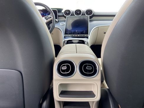 Used 2025 Mercedes-Benz C 300 Sedan image 51