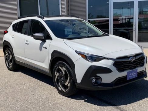 Used 2026 Subaru Crosstrek 2.5i Limited AWD/4WD image 4