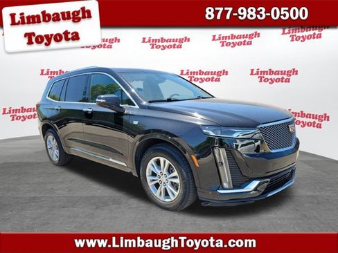Used 2023 Cadillac XT6 Luxury FWD image 1