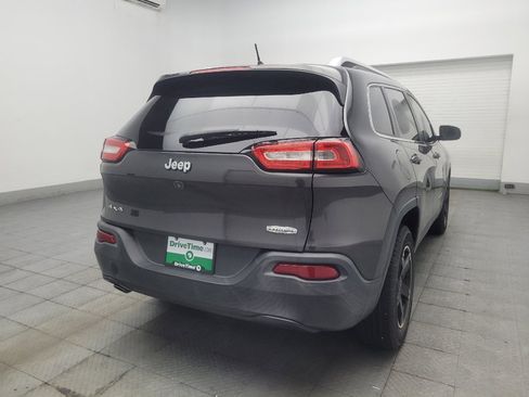Used 2015 Jeep Cherokee Latitude AWD/4WD image 9
