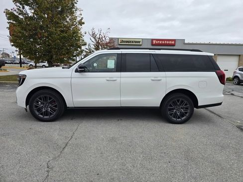 New 2025 Ford Expedition Max Platinum w/ Stealth Performance Package image 6
