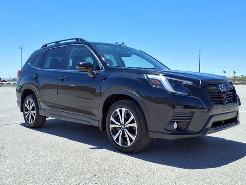 Used 2023 Subaru Forester Limited image 2