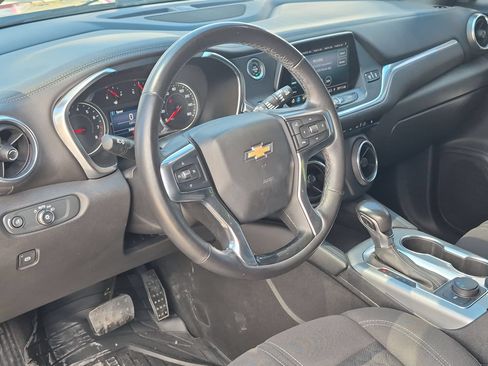 Used 2020 Chevrolet Blazer LT FWD image 12