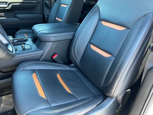 Used 2025 GMC Sierra 1500 AT4 AWD/4WD image 11