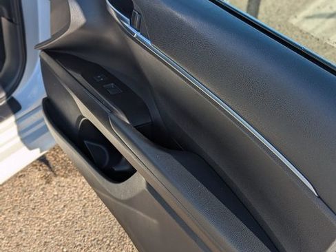 Used 2023 Toyota Camry LE image 5