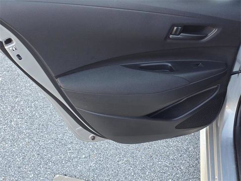 Certified 2025 Toyota Corolla LE image 29