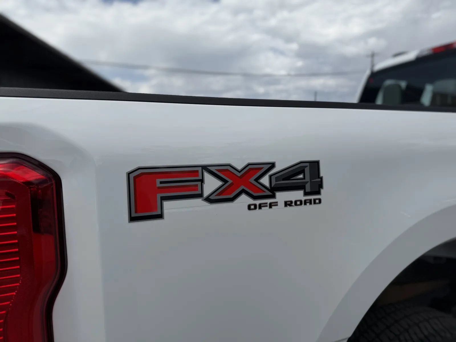 Used 2024 Ford F250 XL w/ FX4 Off-Road Package AWD/4WD image 43