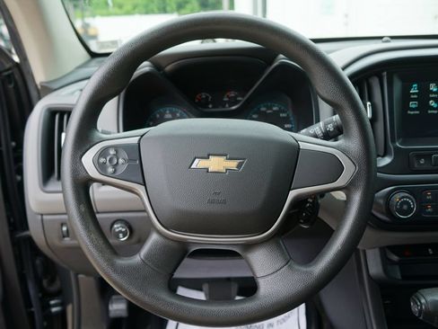 Used 2018 Chevrolet Colorado W/T w/ WT Convenience Package AWD/4WD image 7
