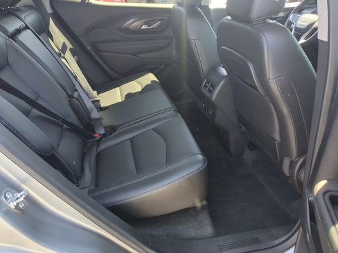 Certified 2024 GMC Terrain SLT AWD/4WD image 25