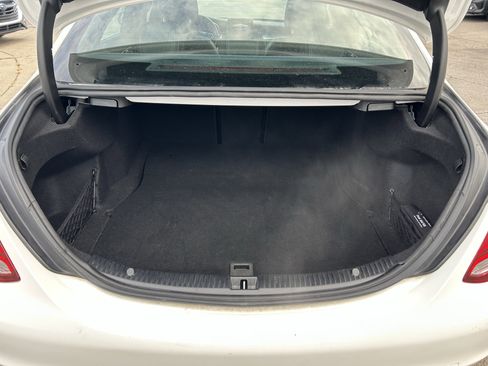 Used 2018 Mercedes-Benz C 300 4MATIC Sedan image 28