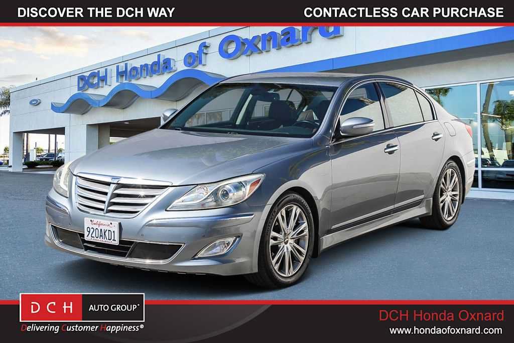 Used 2014 Hyundai Genesis 3.8 w/ Technology Package 03 RWD image 1