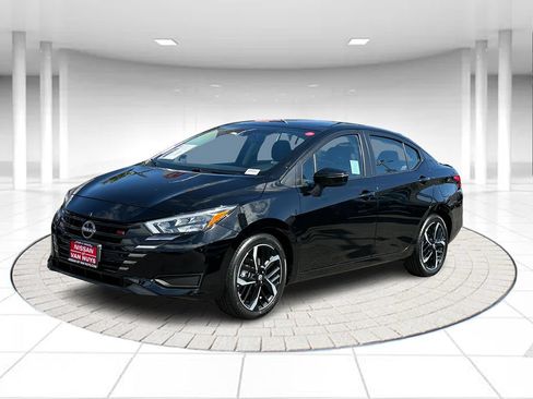 Used 2024 Nissan Versa SR FWD image 1