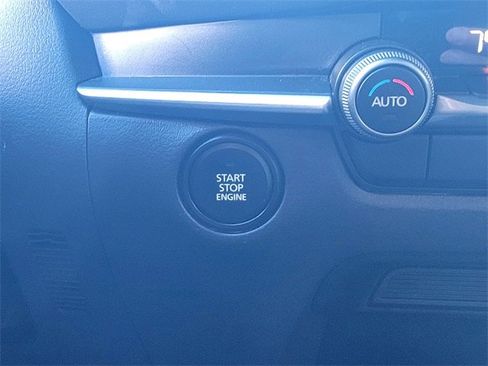 Used 2020 MAZDA CX-30 FWD w/ Select Package image 24