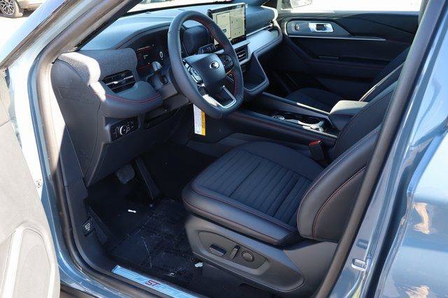 New 2026 Ford Explorer ST-Line w/ ST-Line Street Pack AWD/4WD image 11