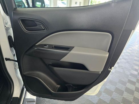 Used 2019 GMC Canyon 2WD Crew Cab w/ Convenience Package image 35